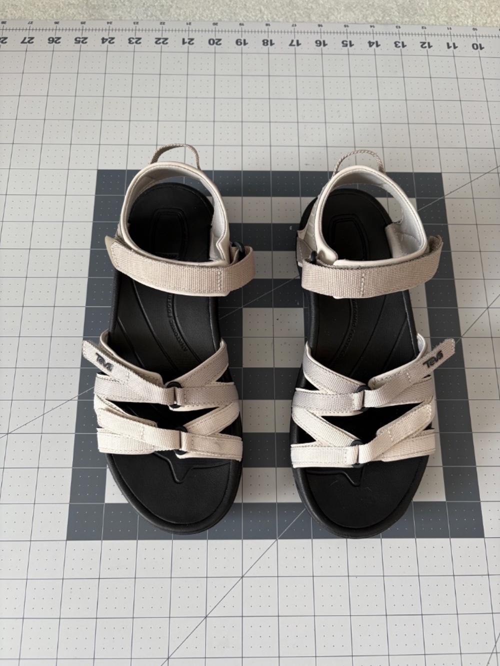 Teva Tirra Sandal - Picture 2 of 8